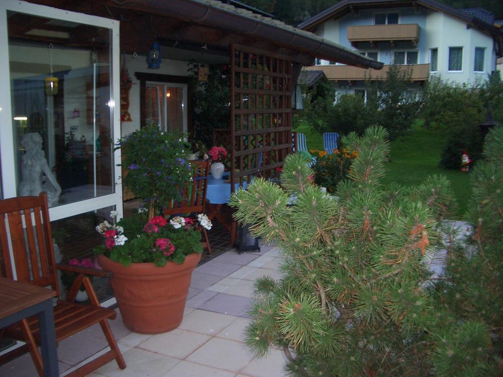 Haus Gruetzner Apartamento Dorfgastein Exterior foto